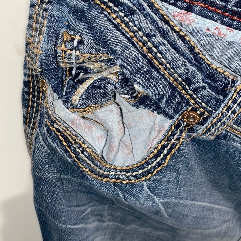 Amethyst Blue Jeans - Picture 3 of 8